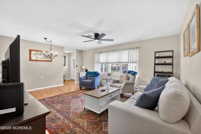 976A Aberdeen Drive, Lakewood, NJ 08701