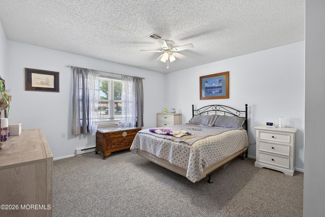 976A Aberdeen Drive, Lakewood, NJ 08701