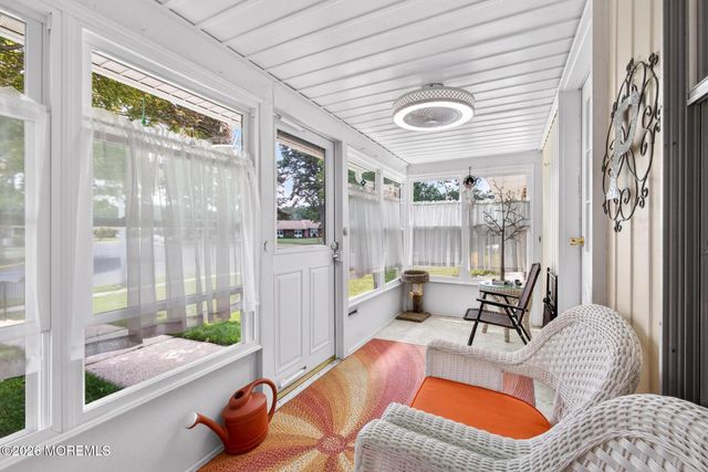 976A Aberdeen Drive, Lakewood, NJ 08701