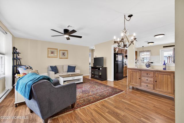 976A Aberdeen Drive, Lakewood, NJ 08701