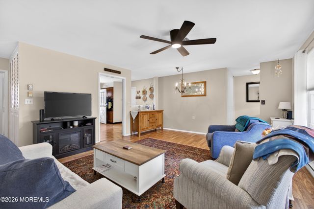 976A Aberdeen Drive, Lakewood, NJ 08701