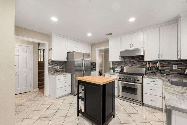 505 Lochnell Drive, Houston, TX 77062