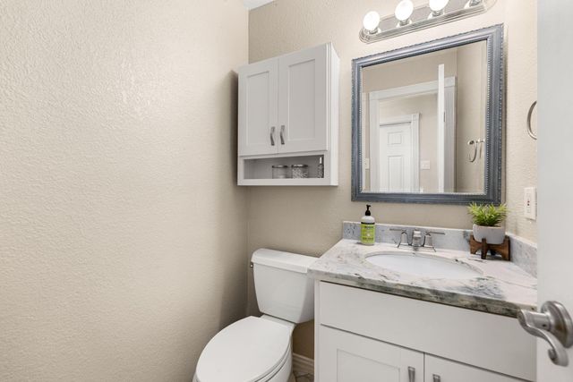 505 Lochnell Drive, Houston, TX 77062