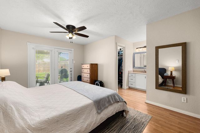 505 Lochnell Drive, Houston, TX 77062