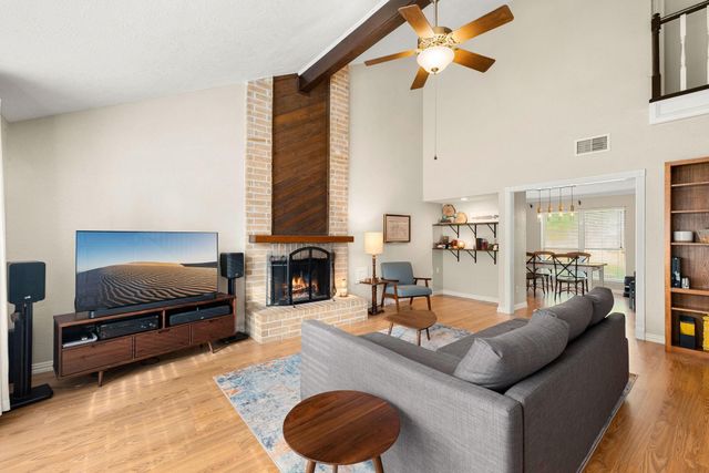 505 Lochnell Drive, Houston, TX 77062