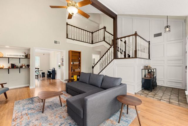 505 Lochnell Drive, Houston, TX 77062