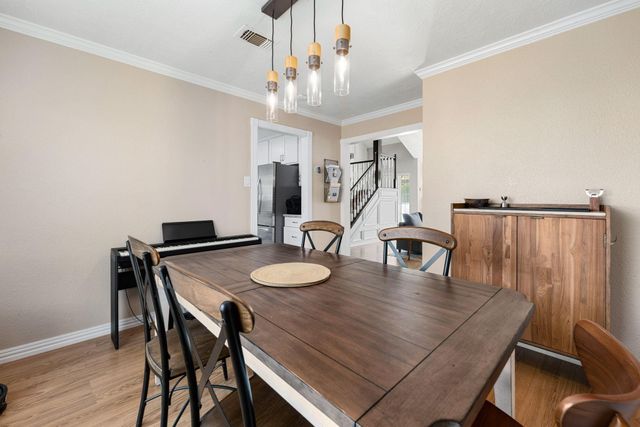 505 Lochnell Drive, Houston, TX 77062