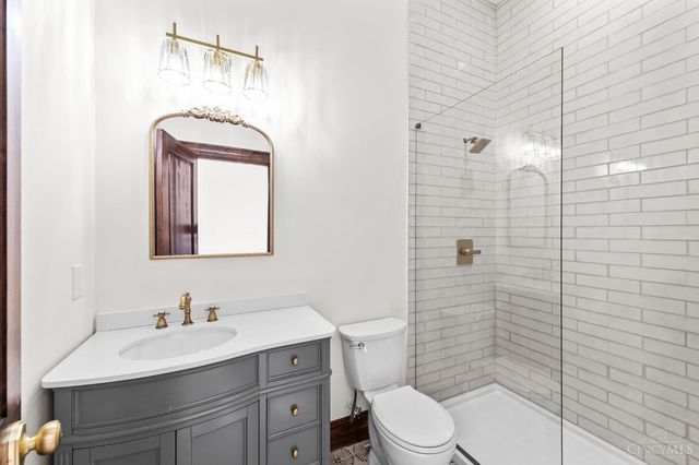 1815 Kinney Avenue, Cincinnati, OH 45207
