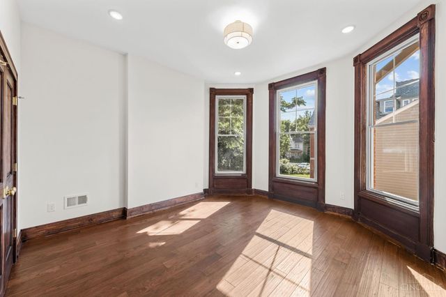 1815 Kinney Avenue, Cincinnati, OH 45207