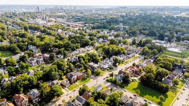 1815 Kinney Avenue, Cincinnati, OH 45207