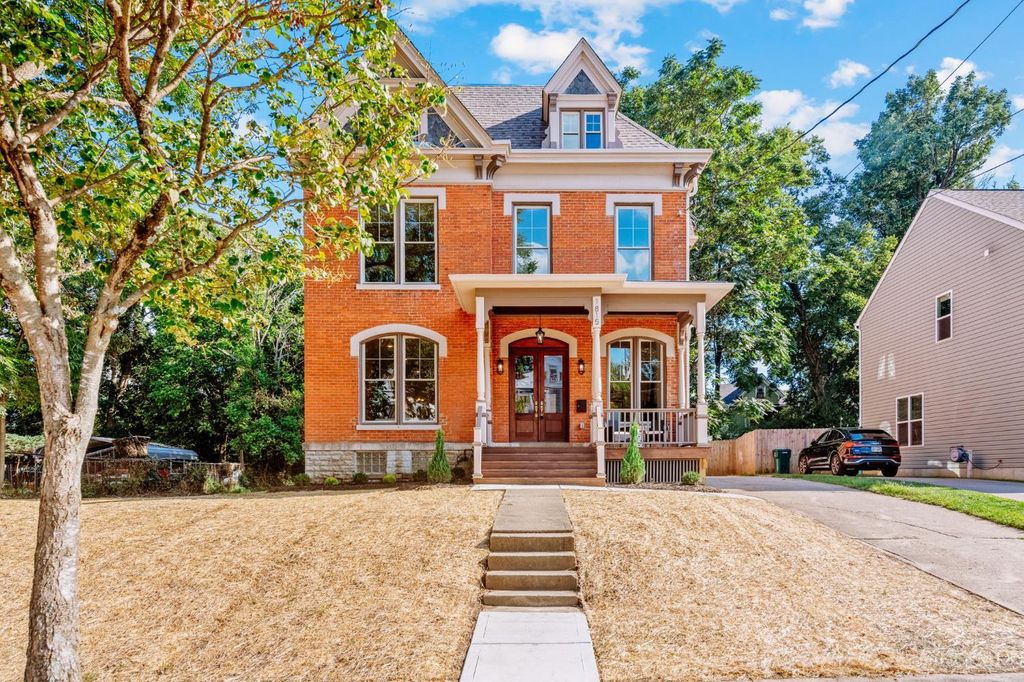 1815 Kinney Avenue, Cincinnati, OH 45207