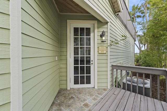 122 S Lake Drive, Lantana, FL 33462
