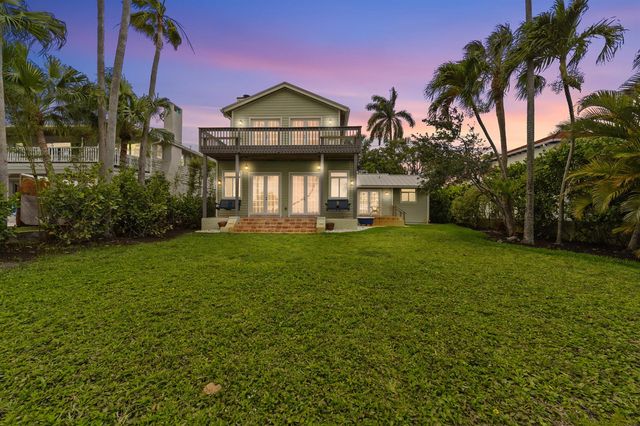 122 S Lake Drive, Lantana, FL 33462