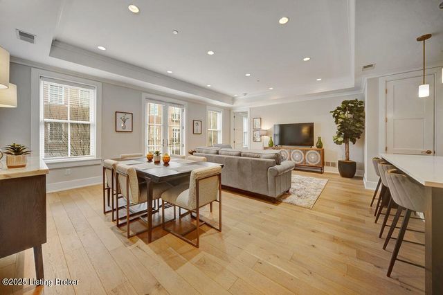 9419 Norton Commons Blvd 205, Louisville, KY 40059