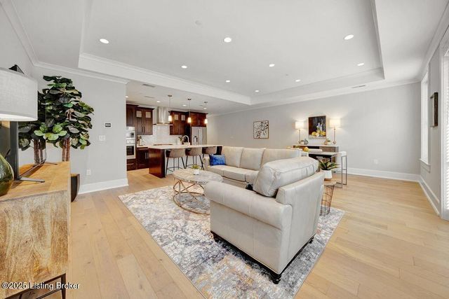 9419 Norton Commons Blvd 205, Louisville, KY 40059