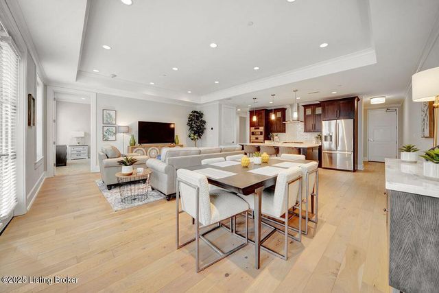 9419 Norton Commons Blvd 205, Louisville, KY 40059