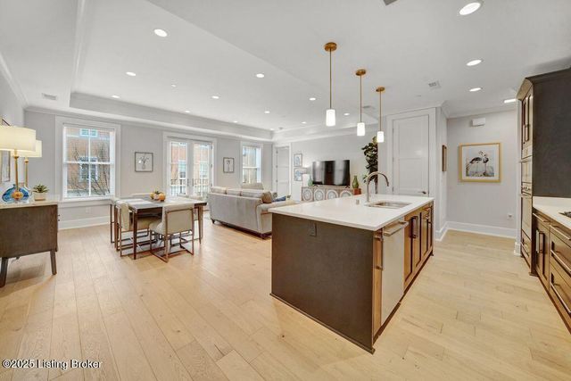 9419 Norton Commons Blvd 205, Louisville, KY 40059