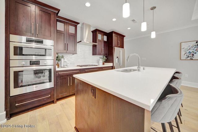 9419 Norton Commons Blvd 205, Louisville, KY 40059