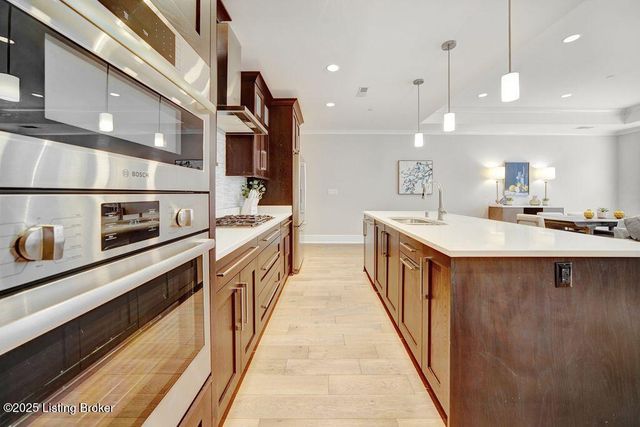 9419 Norton Commons Blvd 205, Louisville, KY 40059