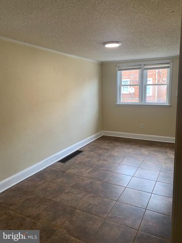 1367 EDGEHILL RD, Darby, PA 19023