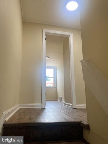 1367 EDGEHILL RD, Darby, PA 19023