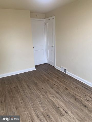 1367 EDGEHILL RD, Darby, PA 19023
