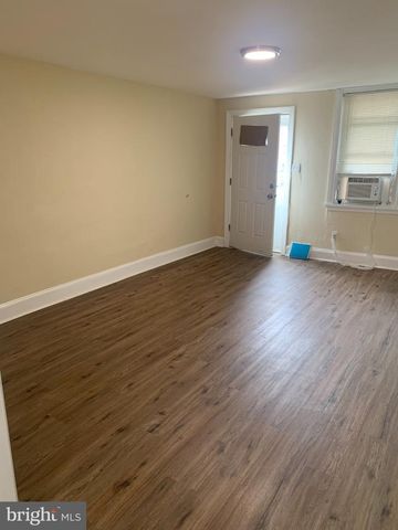 1367 EDGEHILL RD, Darby, PA 19023