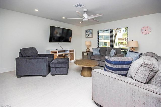 5117 Sea Bell RD # E103, Sanibel, FL 33957