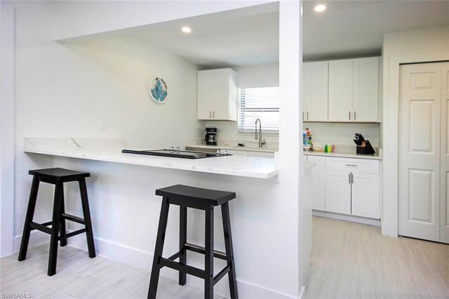 5117 Sea Bell RD # E103, Sanibel, FL 33957