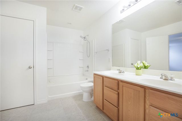 8607 Egret Court, San Antonio, TX 78245