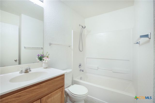 8607 Egret Court, San Antonio, TX 78245