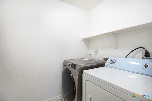 8607 Egret Court, San Antonio, TX 78245