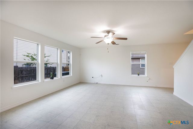 8607 Egret Court, San Antonio, TX 78245