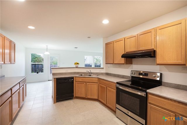 8607 Egret Court, San Antonio, TX 78245