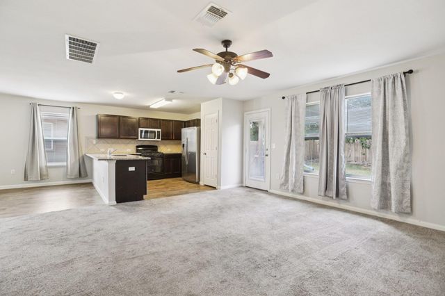 18316 Willow Sage LN, Elgin, TX 78621