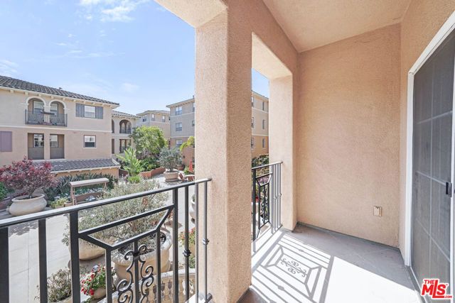 13080 Pacific Promenade 111, Los Angeles, CA 90094
