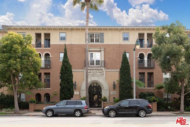 13080 Pacific Promenade 111, Los Angeles, CA 90094