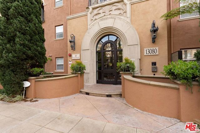 13080 Pacific Promenade 111, Los Angeles, CA 90094