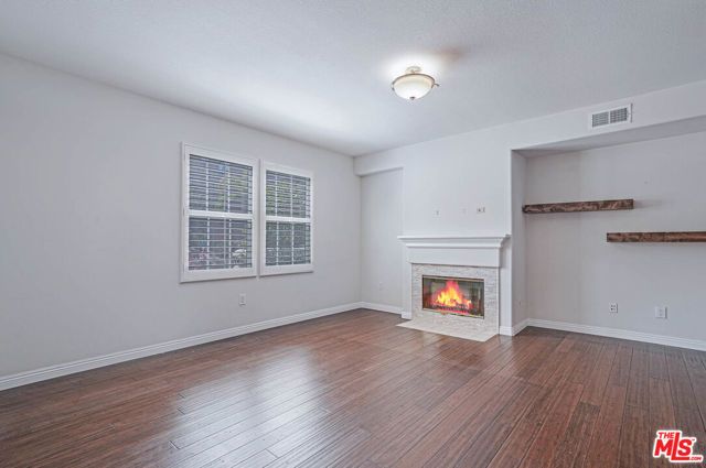 13080 Pacific Promenade 111, Los Angeles, CA 90094