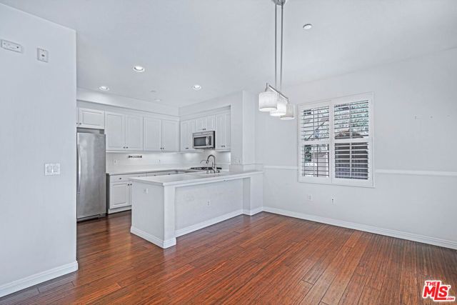 13080 Pacific Promenade 111, Los Angeles, CA 90094