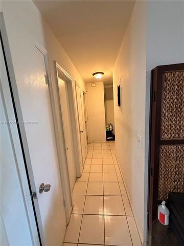 304 SW 77th Ave, North Lauderdale, FL 33068