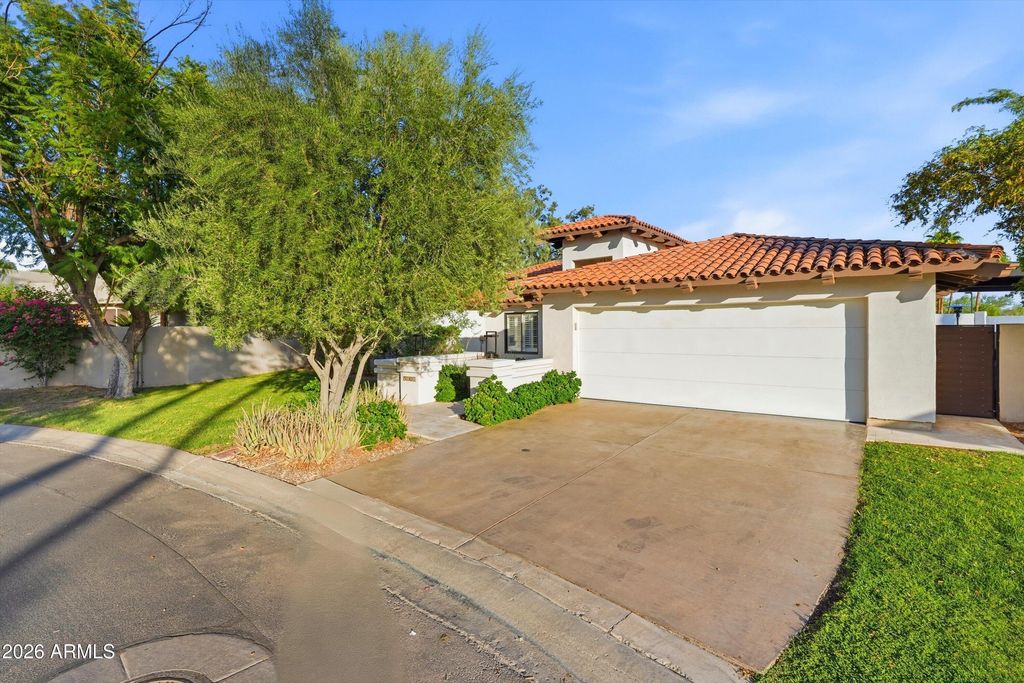 3187 E BERRIDGE Lane, Phoenix, AZ 85016 — exterior