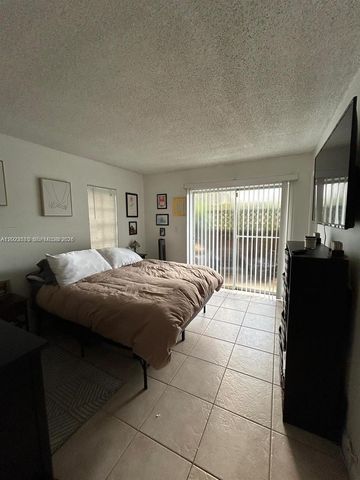8550 SW 109th Ave 5-119, Miami, FL 33173