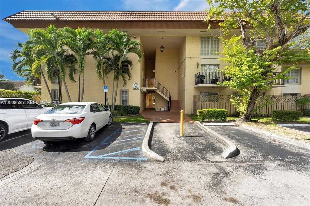 8550 SW 109th Ave 5-119, Miami, FL 33173