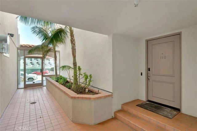 900 Pacific Coast, Huntington Beach, CA 92648