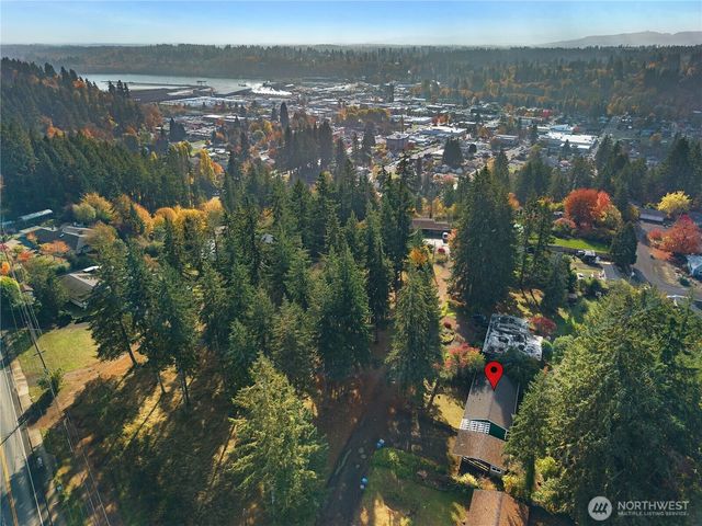 40 E Sylvan Heights Lane, Shelton, WA 98584