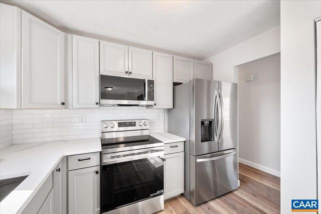 241 FAIRLANE DR, Stanardsville, VA 22973