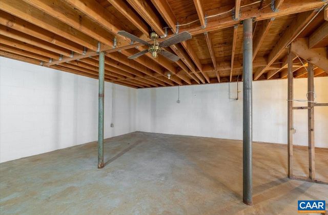 241 FAIRLANE DR, Stanardsville, VA 22973