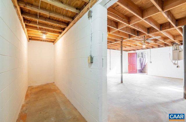 241 FAIRLANE DR, Stanardsville, VA 22973