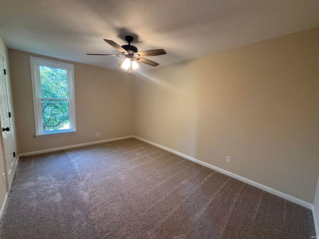 1203 S Van Buren Street, Auburn, IN 46706